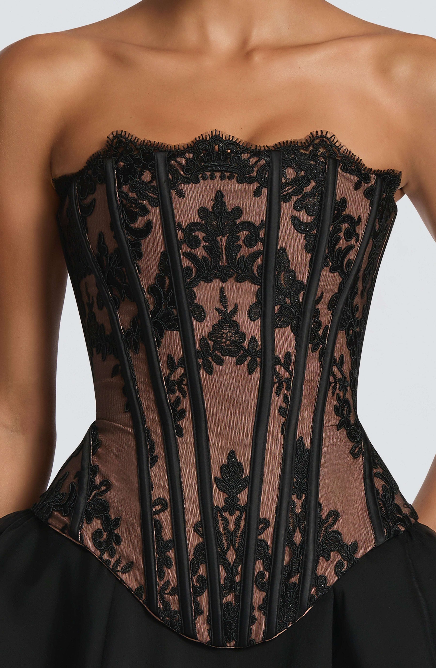 Nara Corset - Black Ryvelle