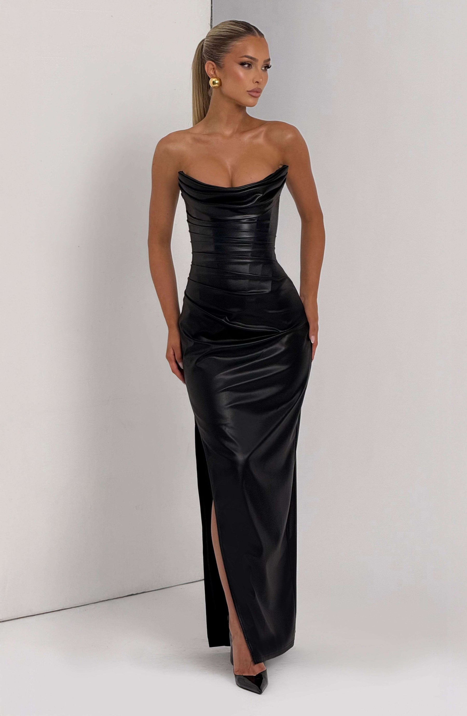 Alba Maxi Dress - Black M.T