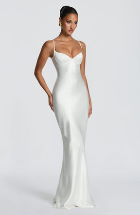 Amorette Maxi Dress - Ivory Ryvelle