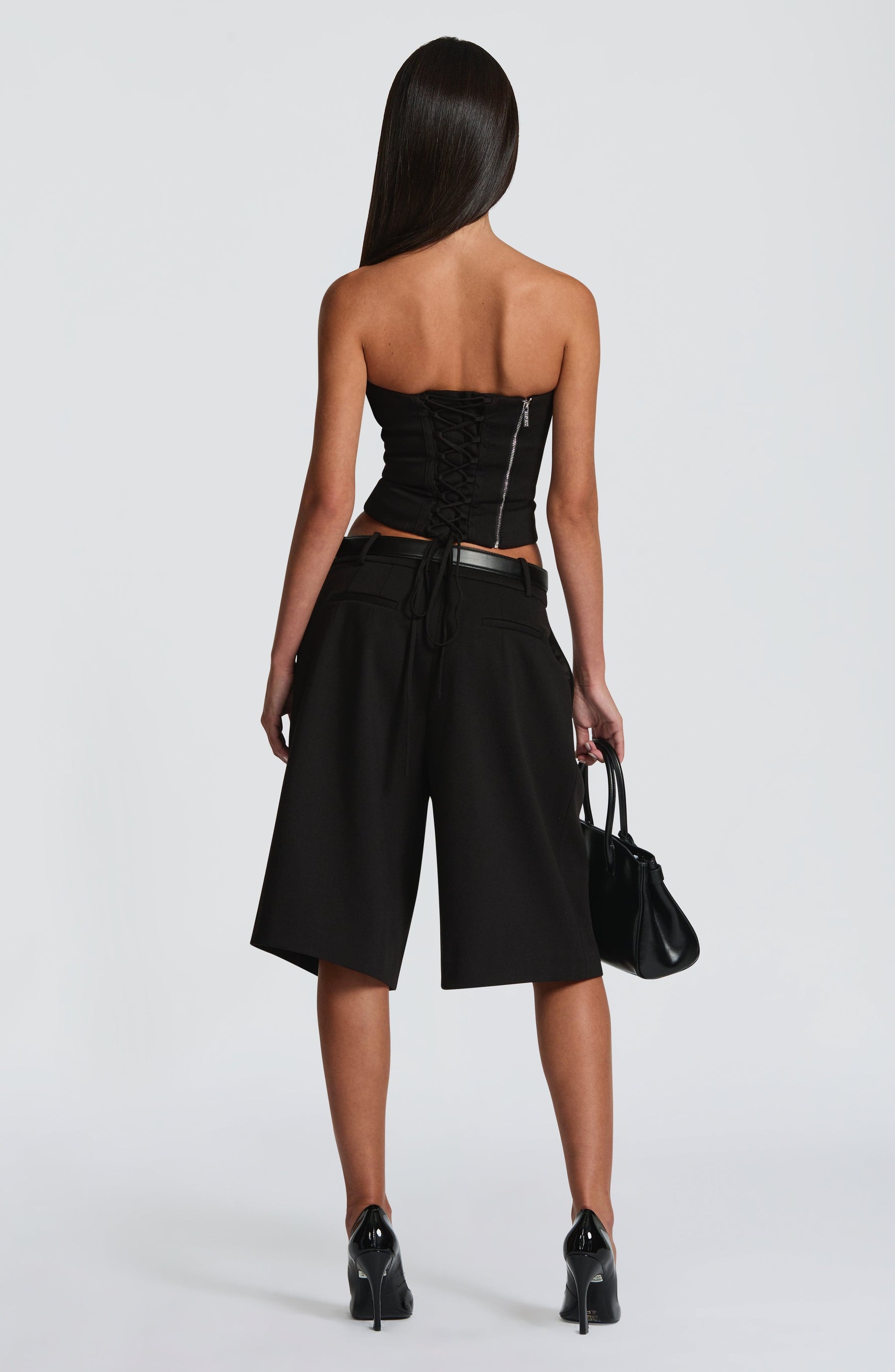 Ausra Bermuda Shorts - Black S.M