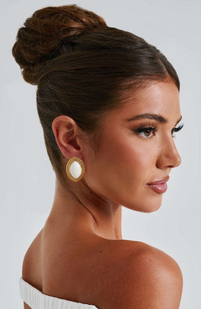 Azra Earrings - Ivory/Gold T.I
