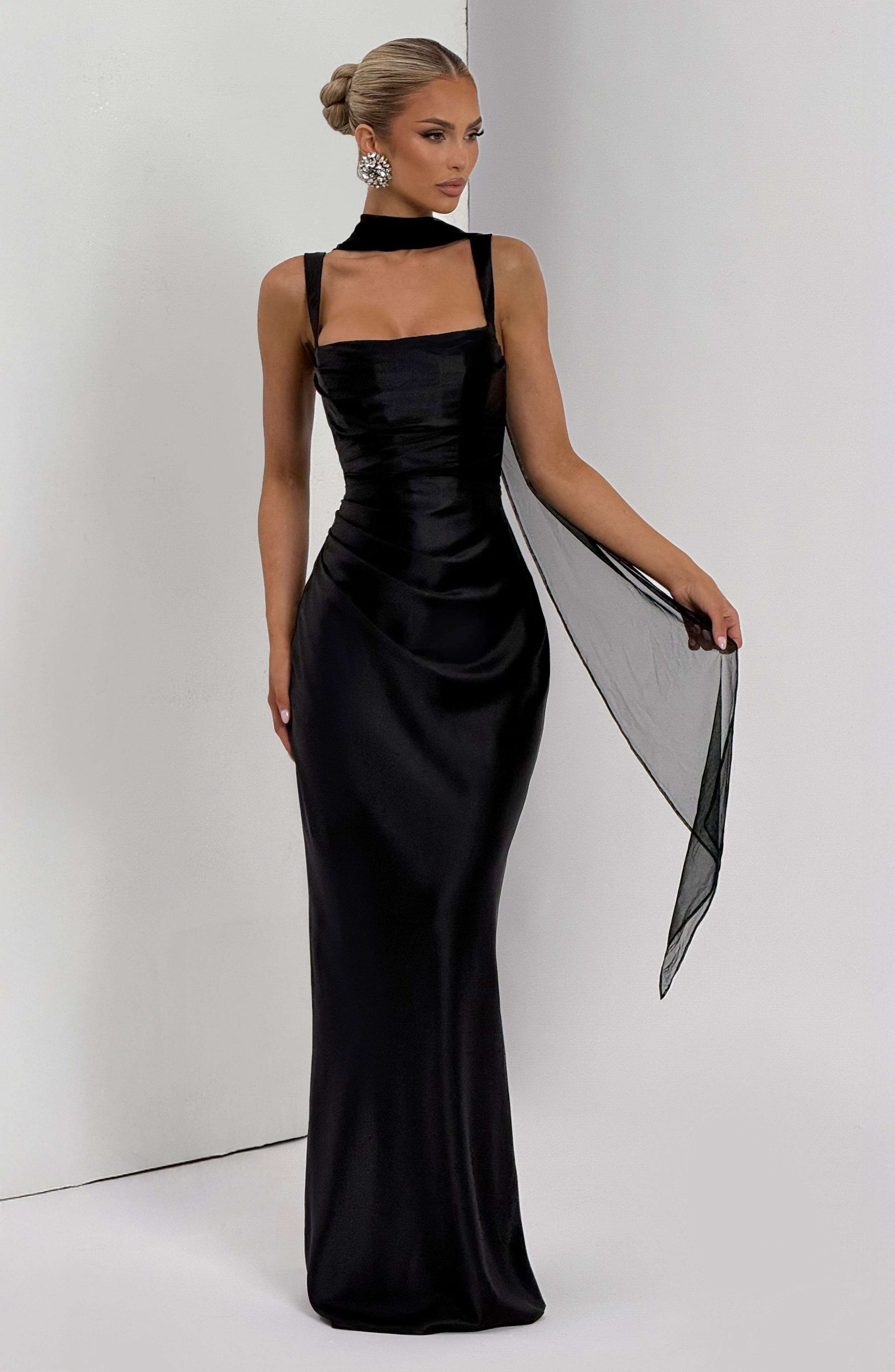 Calanthe Maxi Dress - Black M.T