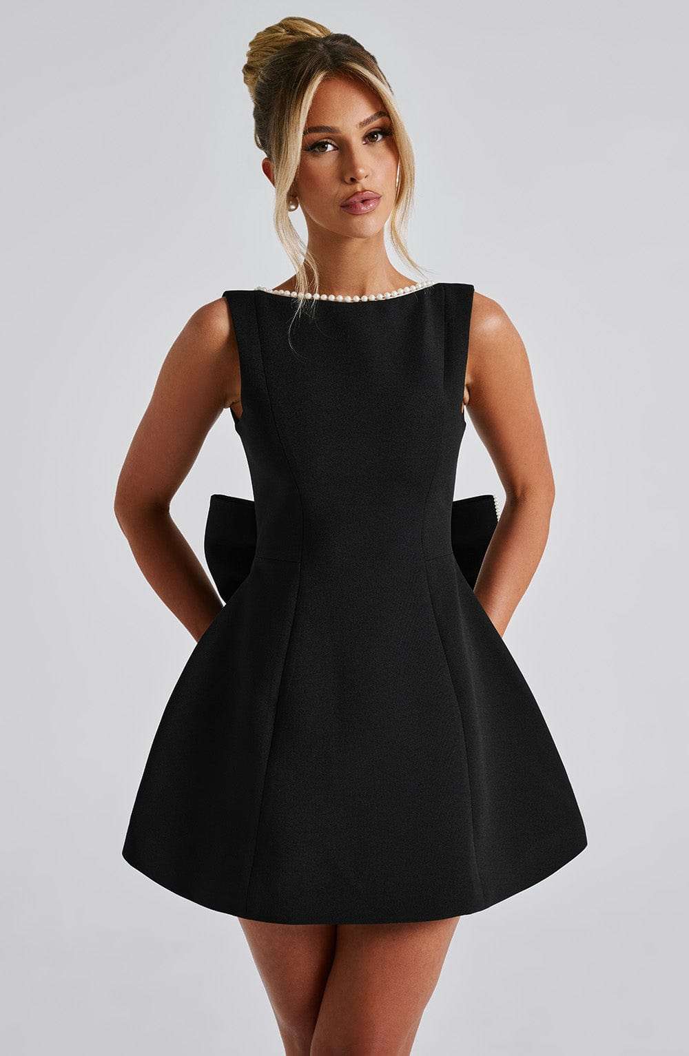 Carrie Mini Dress - Black Ryvelle