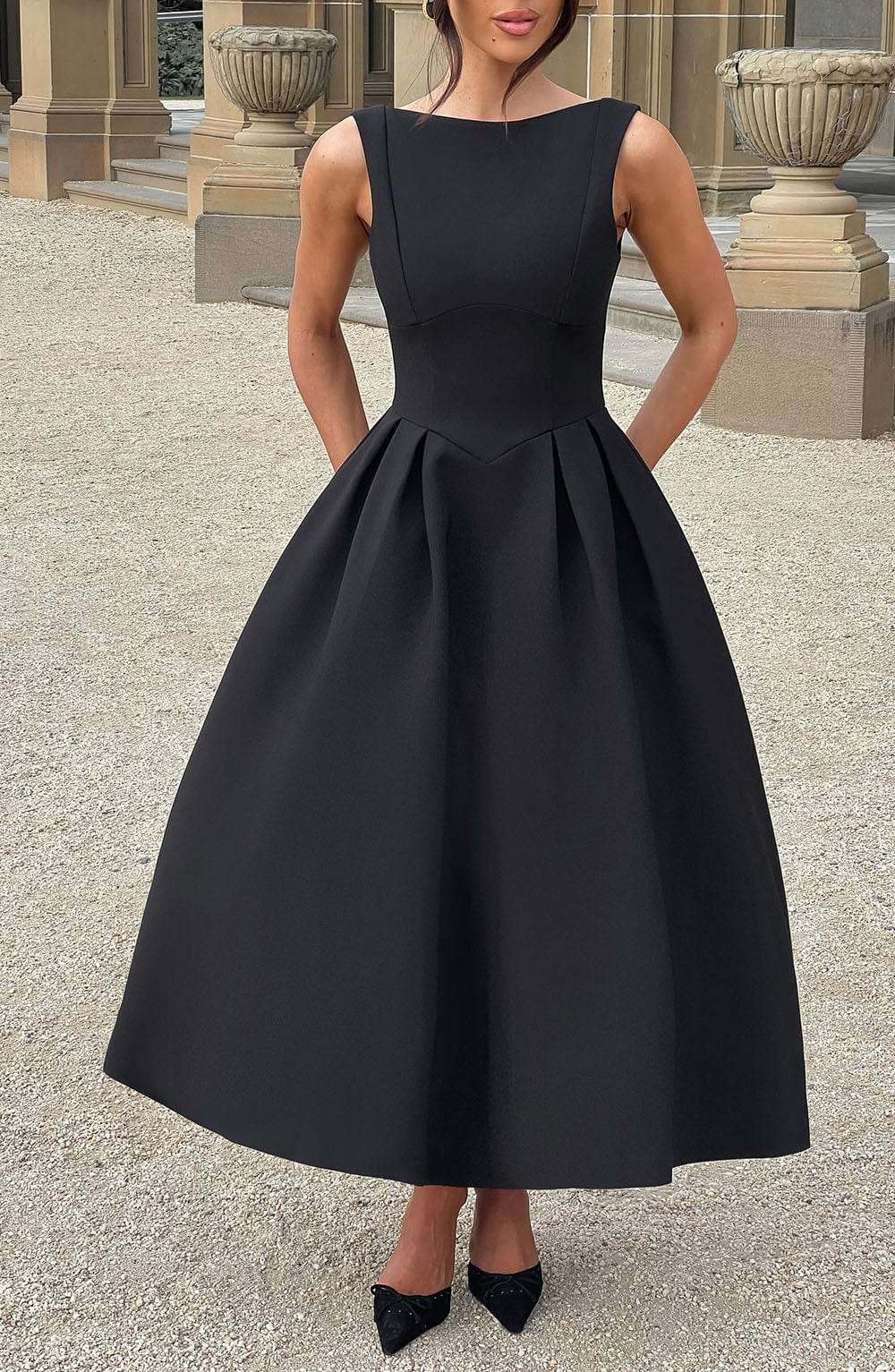 Clarabella Midi Dress - Black Ryvelle
