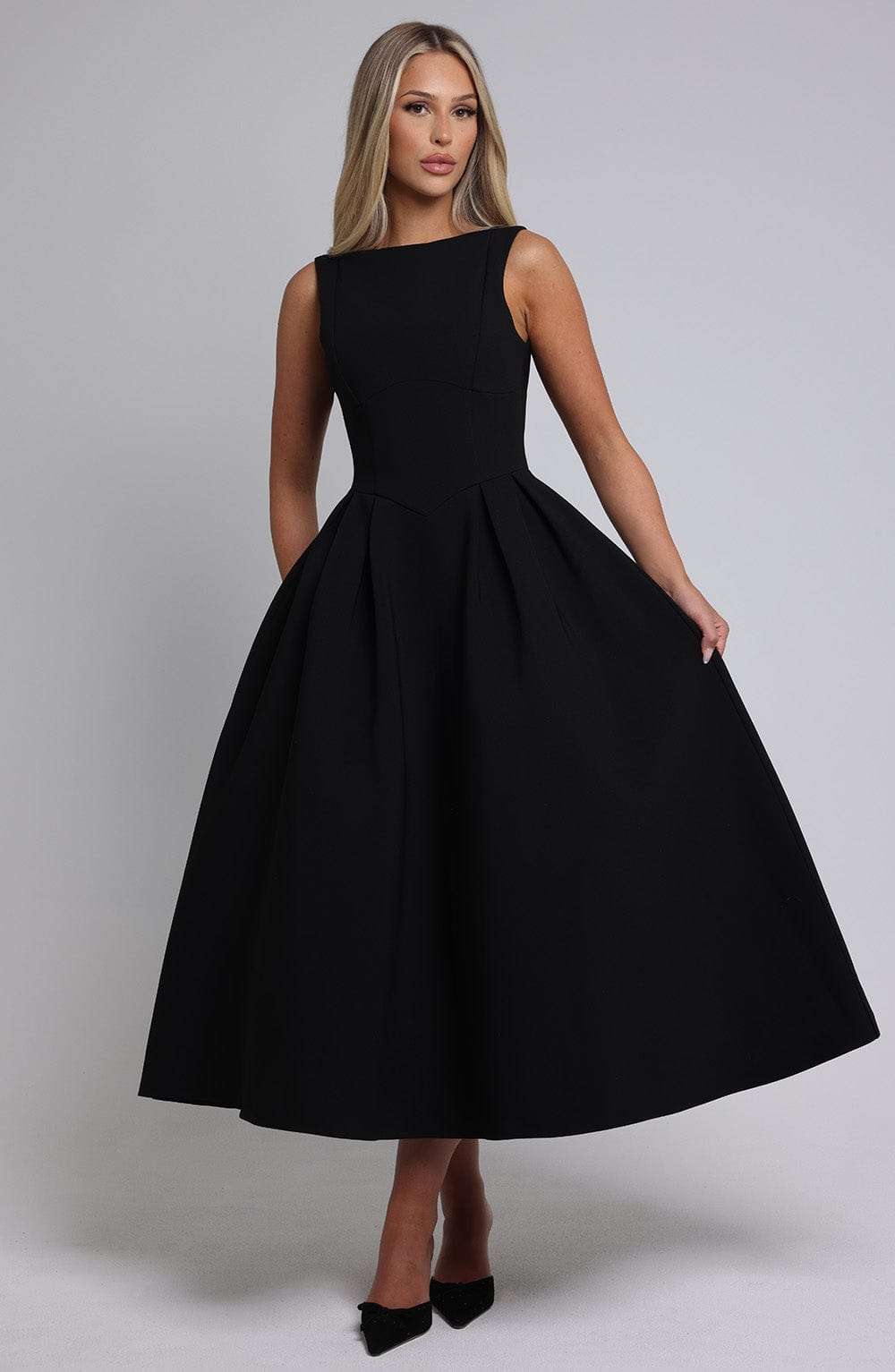 Clarabella Midi Dress - Black Ryvelle