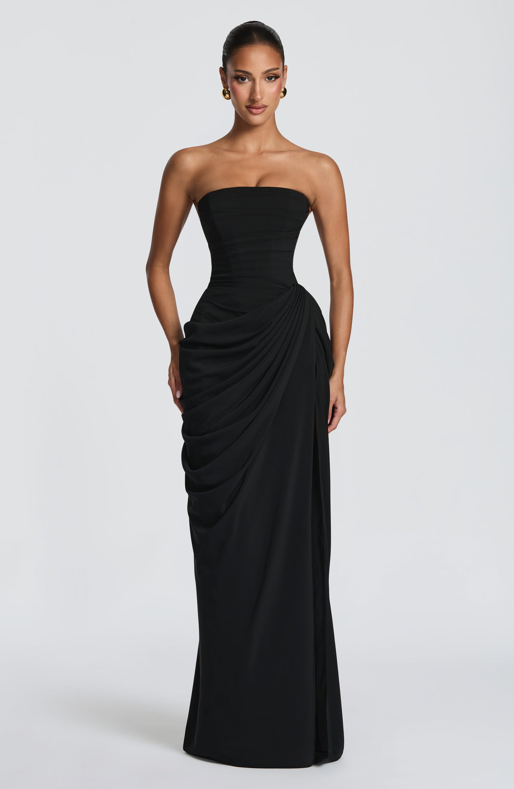Cyra Maxi Dress - Black Ryvelle