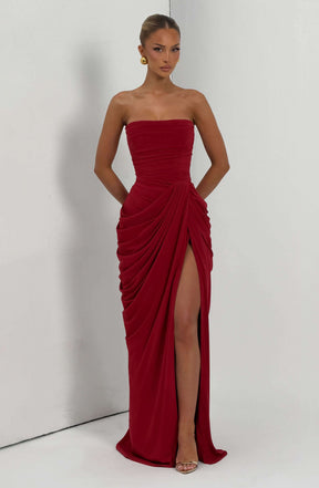 Cyra Maxi Dress - Deep Red Ryvelle