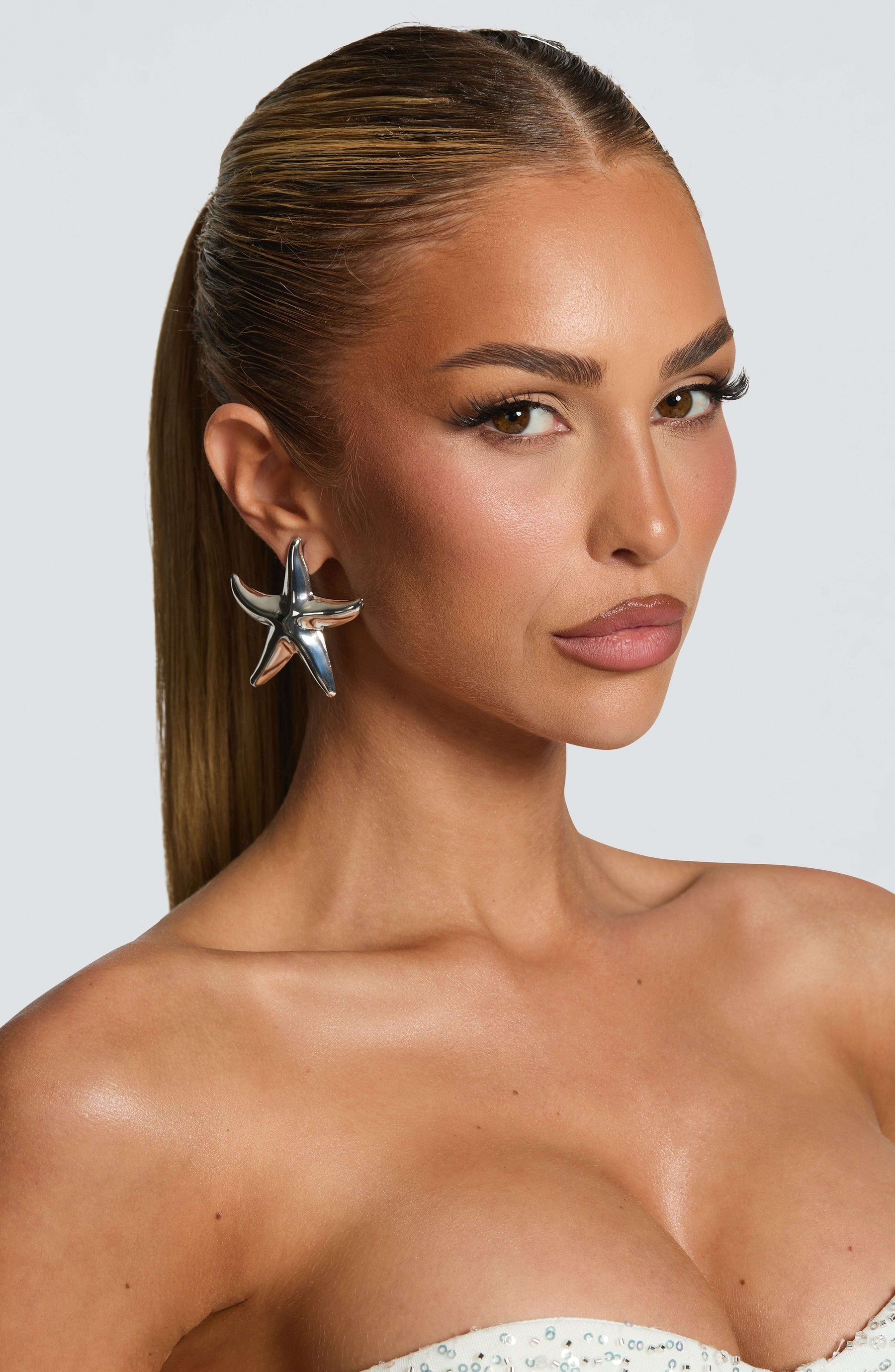 Dakona Earrings - Silver Ryvelle