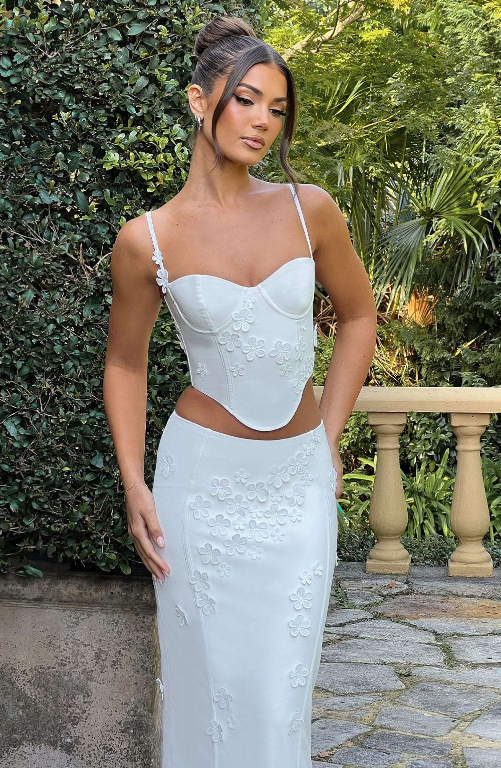Dalary Maxi Skirt - White Ryvelle