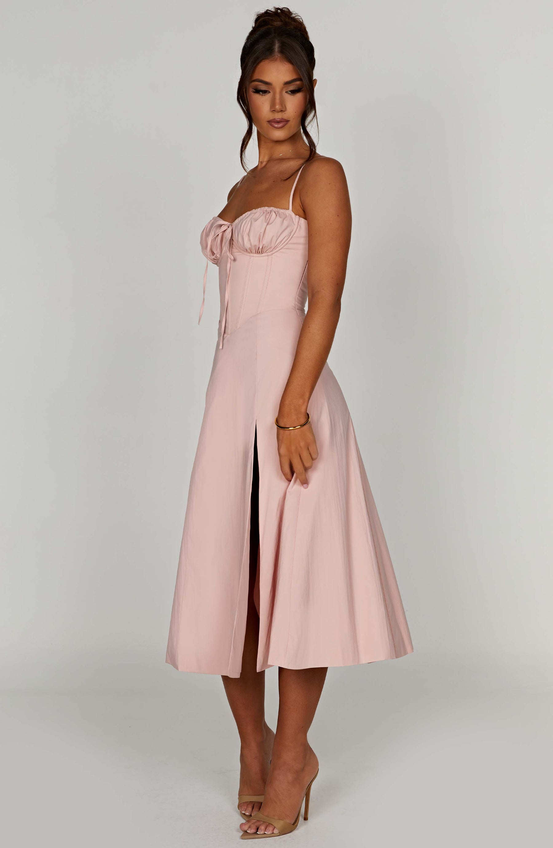 Deanna Midi Dress - Blush Ryvelle
