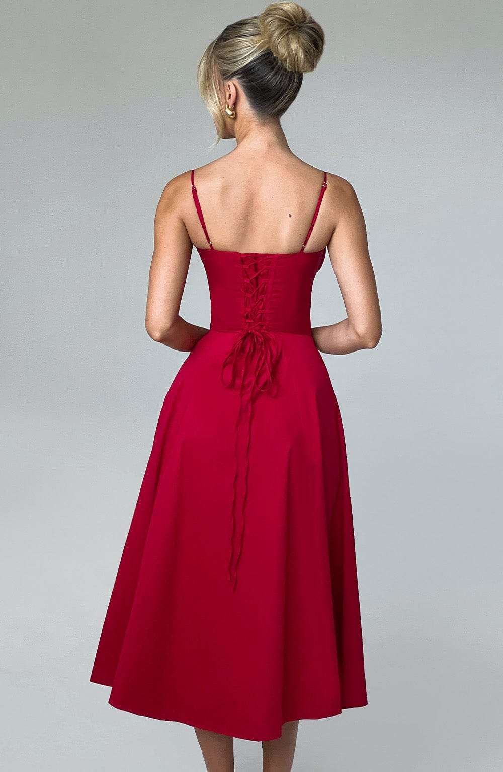 Deanna Midi Dress - Red Ryvelle