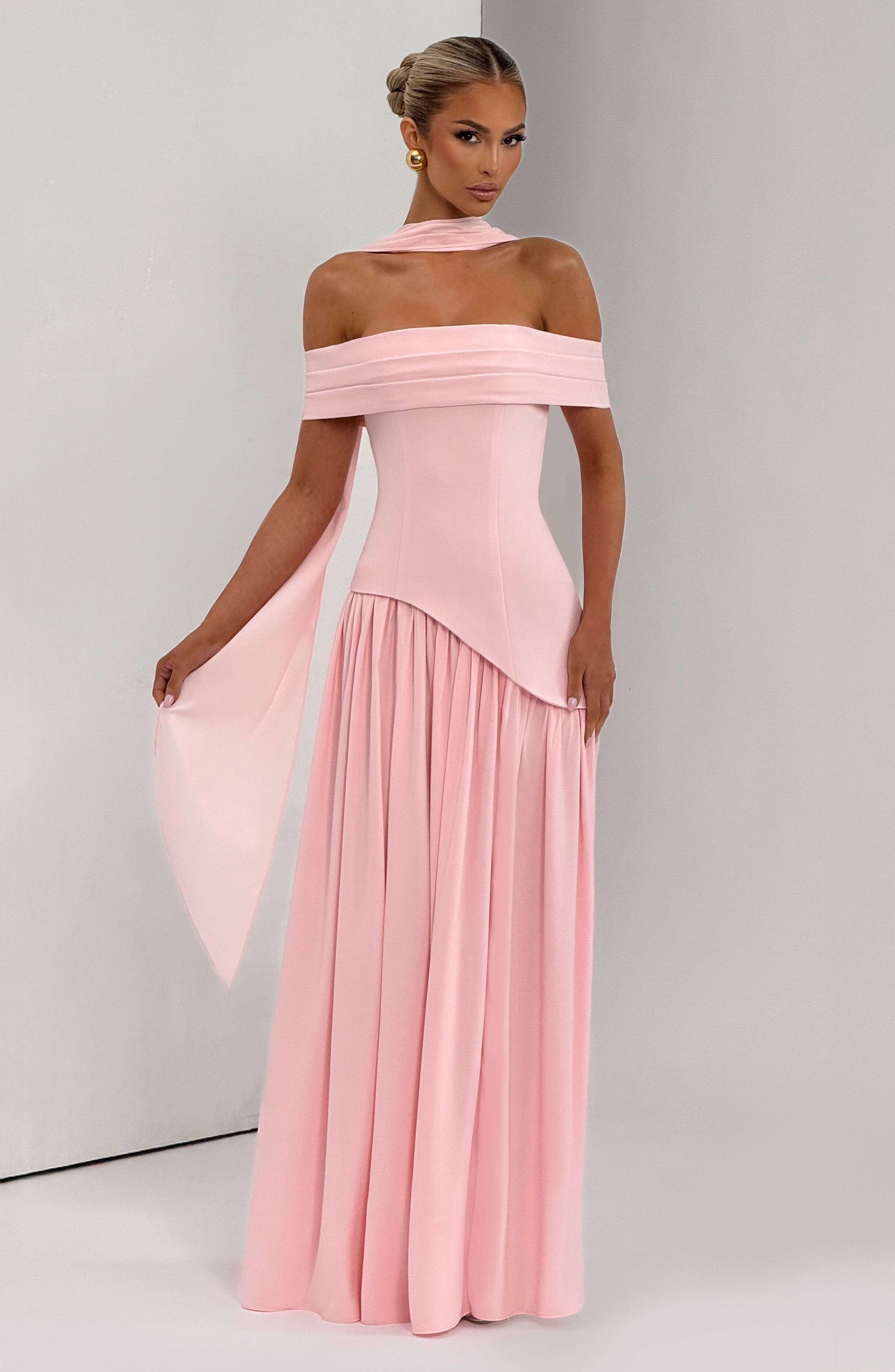 Delilah Maxi Dress - Blush Ryvelle