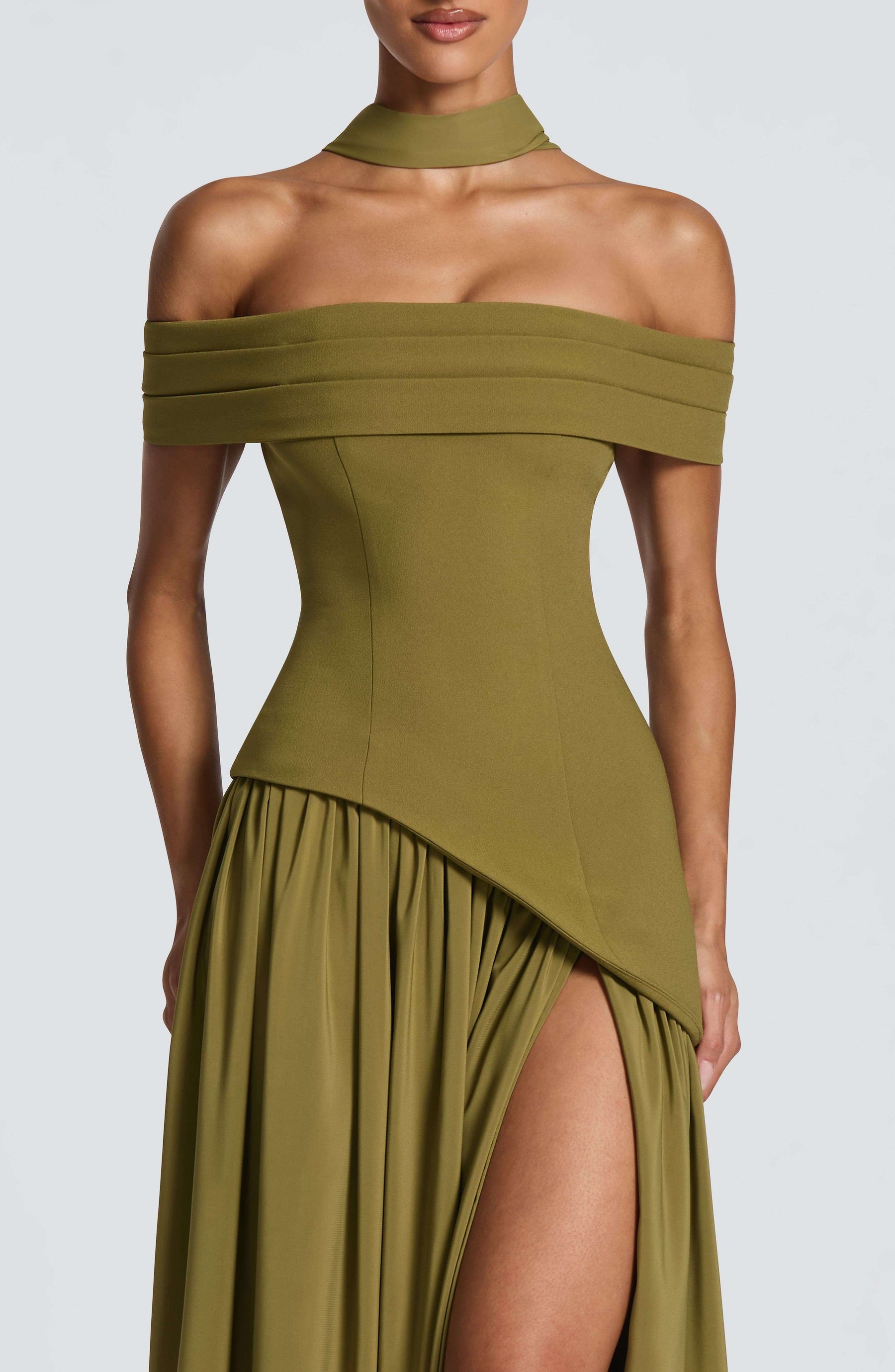 Delilah Maxi Dress - Deep Olive Ryvelle