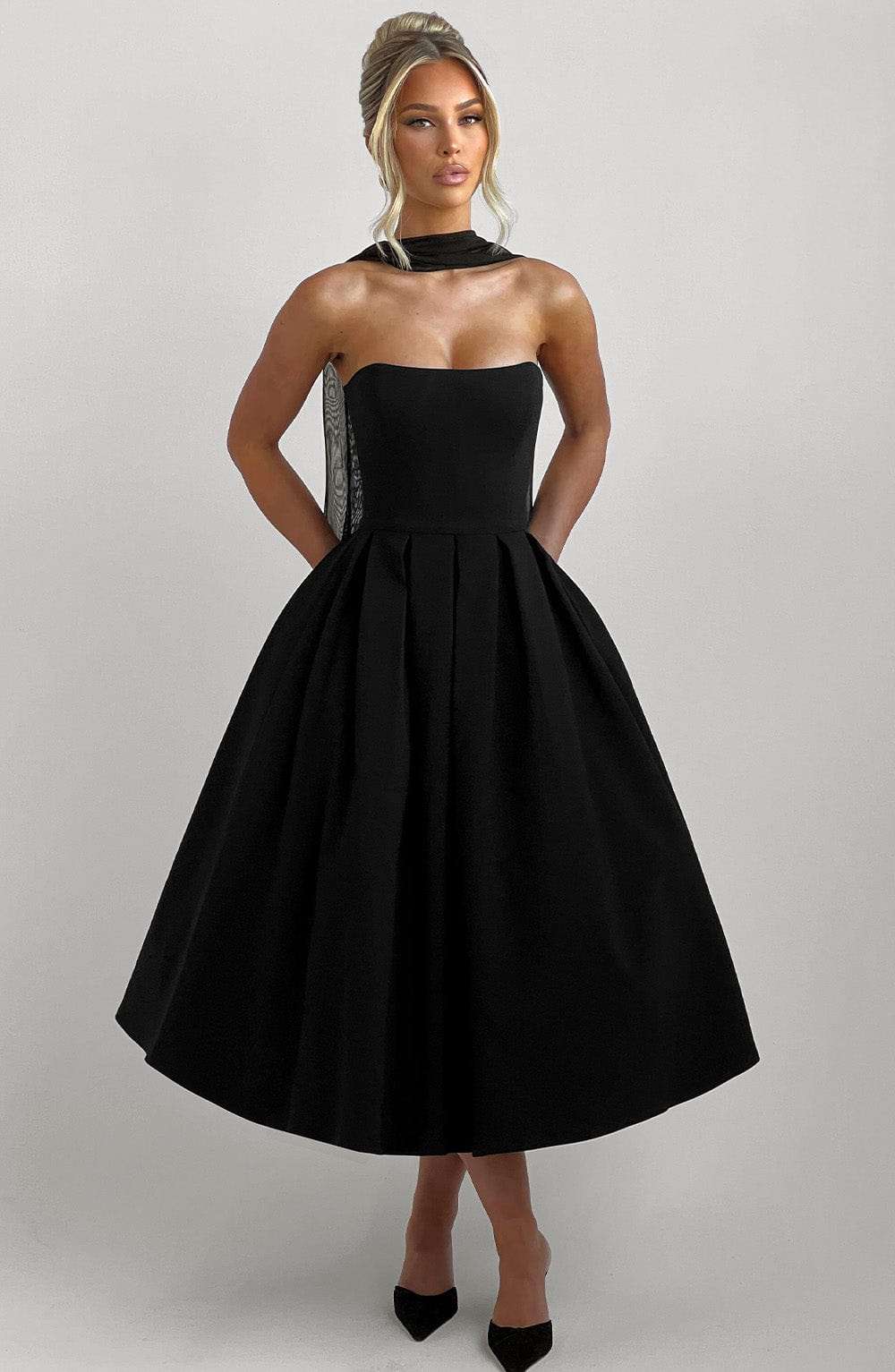Edith Midi Dress - Black Ryvelle