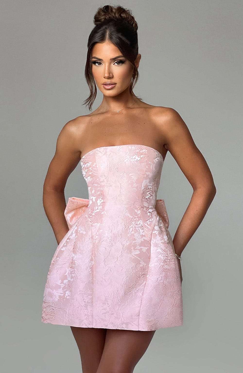 Elenora Mini Dress - Blush Ryvelle
