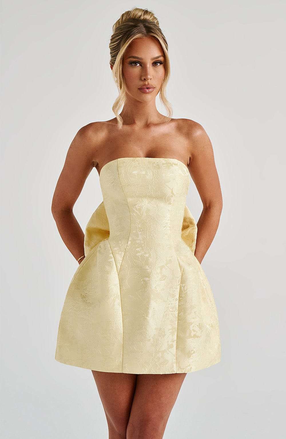 Elenora Mini Dress - Lemon Ryvelle