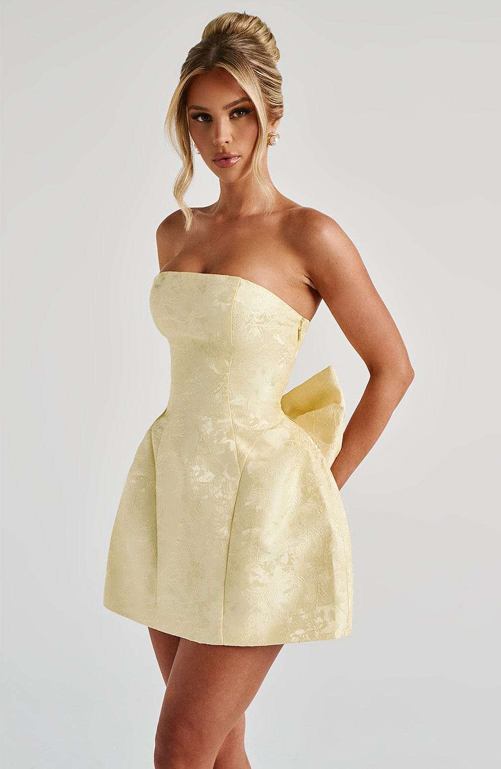 Elenora Mini Dress - Lemon Ryvelle
