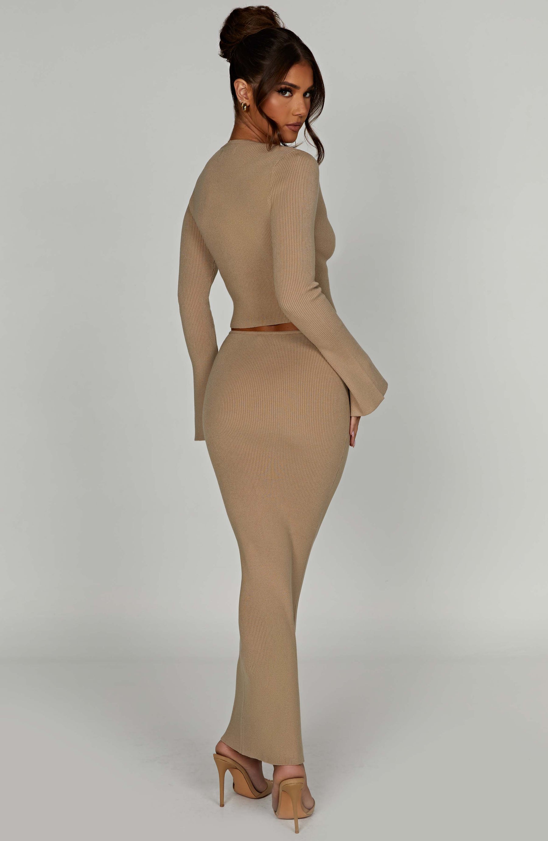 Elia Maxi Skirt - Beige Ryvelle