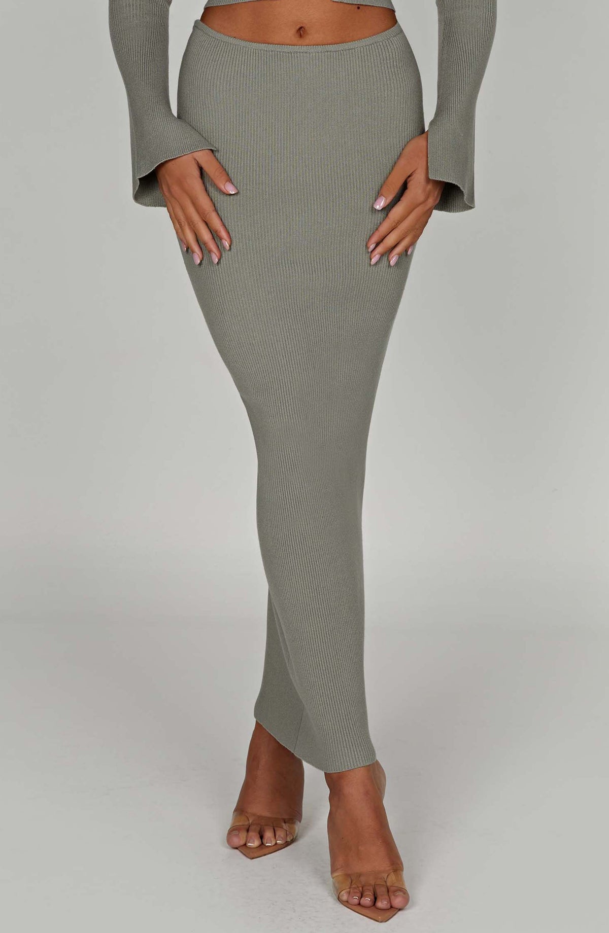 Elia Maxi Skirt - Khaki Ryvelle