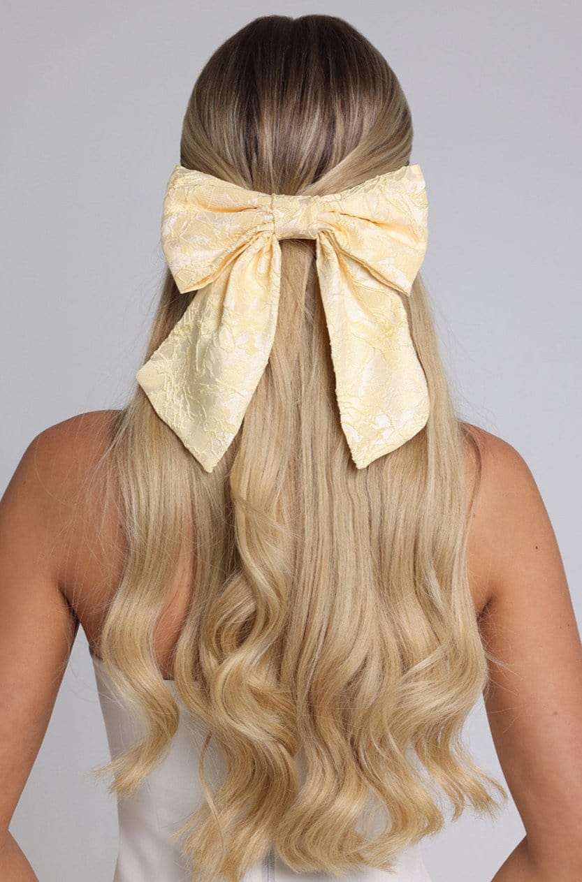 Elsa Bow - Buttercup Ryvelle