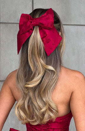 Elsa Bow - Red Ryvelle