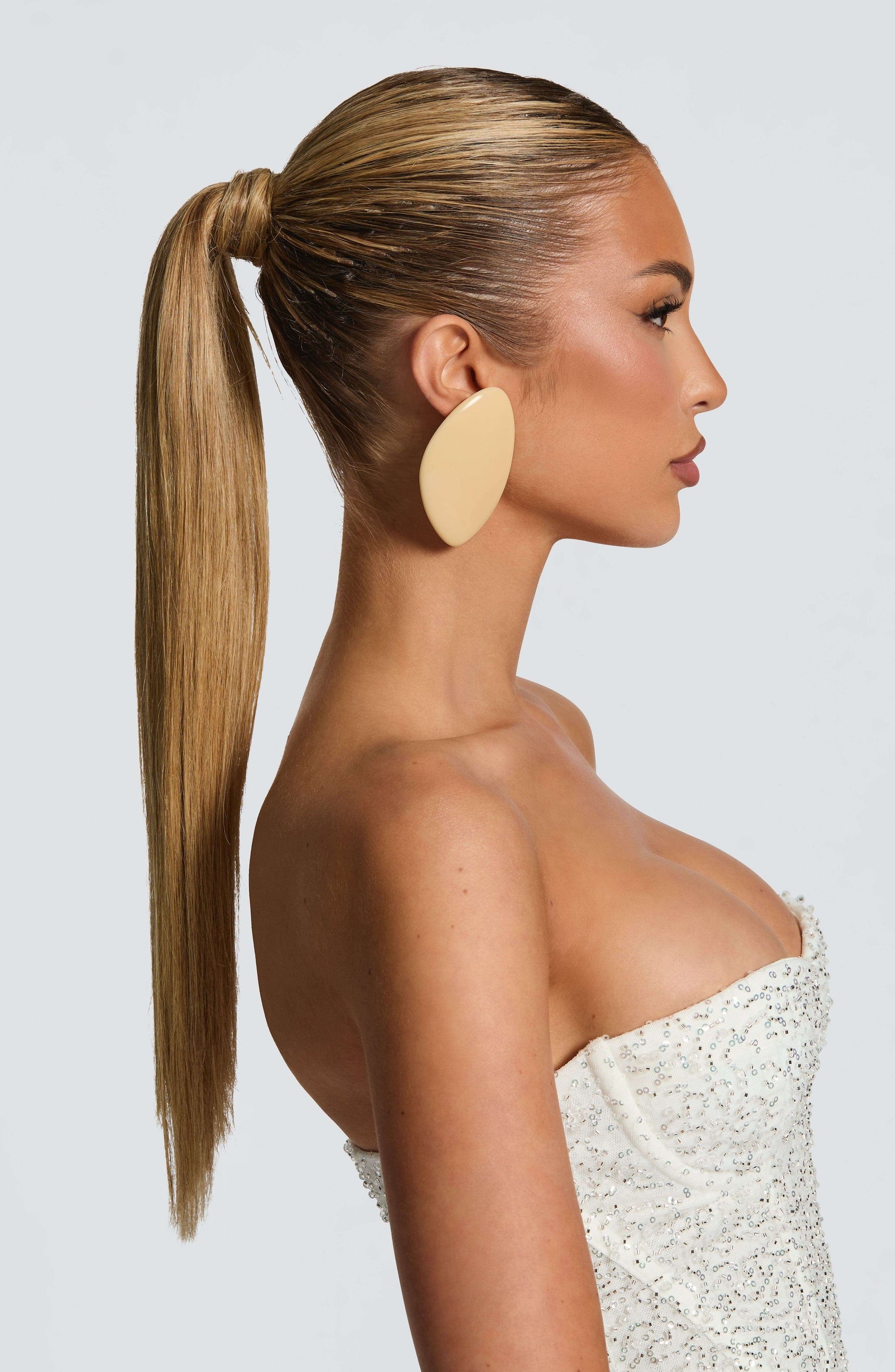Elvera Earrings - Cream Ryvelle
