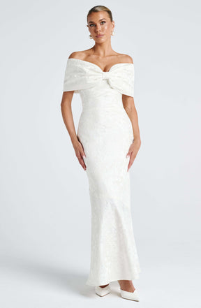 Emberly Maxi Dress - Ivory Ryvelle
