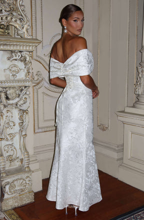 Emberly Maxi Dress - Ivory Ryvelle