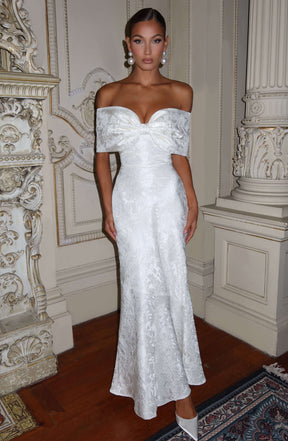 Emberly Maxi Dress - Ivory Ryvelle