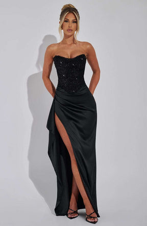 Emrielle Maxi Dress - Black Ryvelle