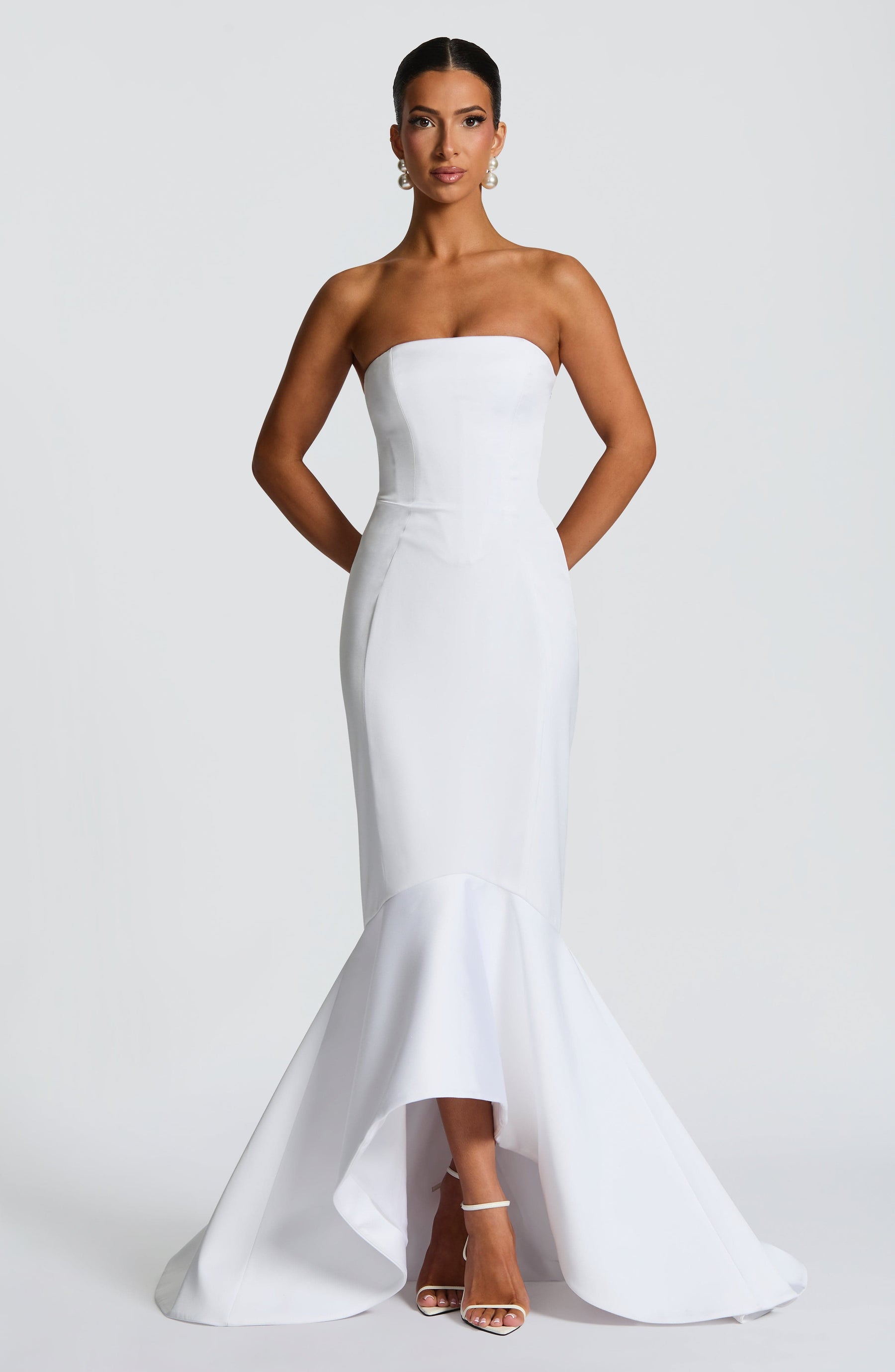 Emryn Gown - Ivory Ryvelle