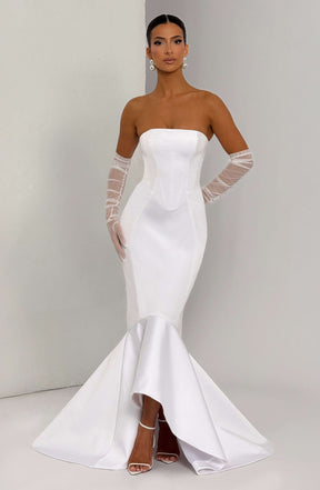 Emryn Gown - Ivory Ryvelle