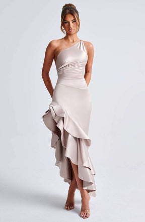 Esmeraya Maxi Dress - Champagne Ryvelle