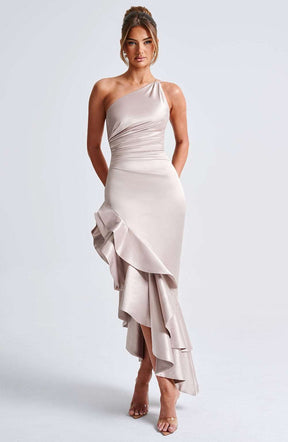 Esmeraya Maxi Dress - Champagne Ryvelle