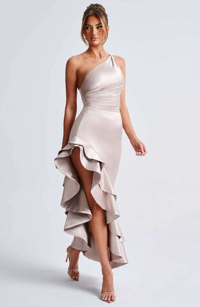 Esmeraya Maxi Dress - Champagne Ryvelle