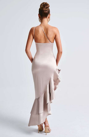 Esmeraya Maxi Dress - Champagne Ryvelle