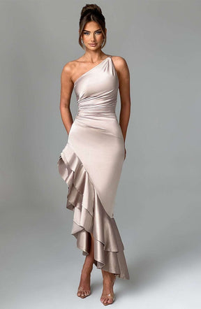 Esmeraya Maxi Dress - Champagne Ryvelle