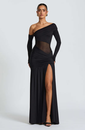 Ettalie Maxi Dress - Black Ryvelle