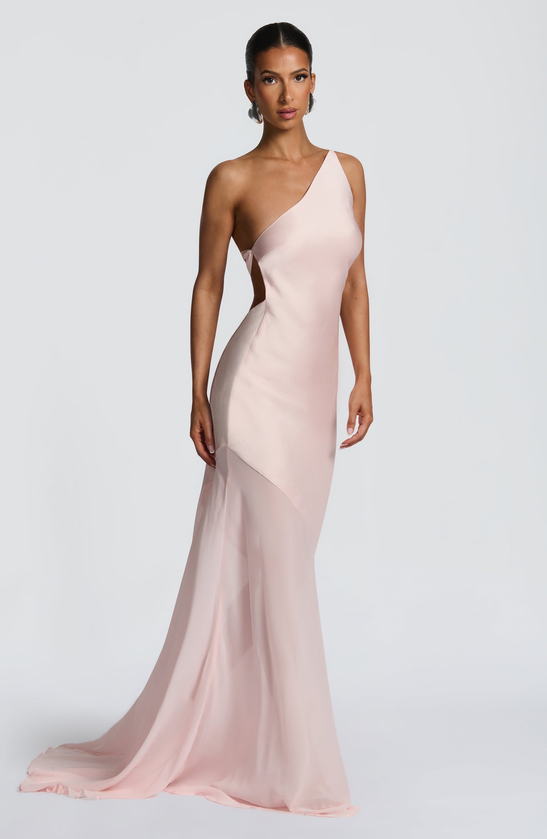 Fable Gown - Blush Ryvelle