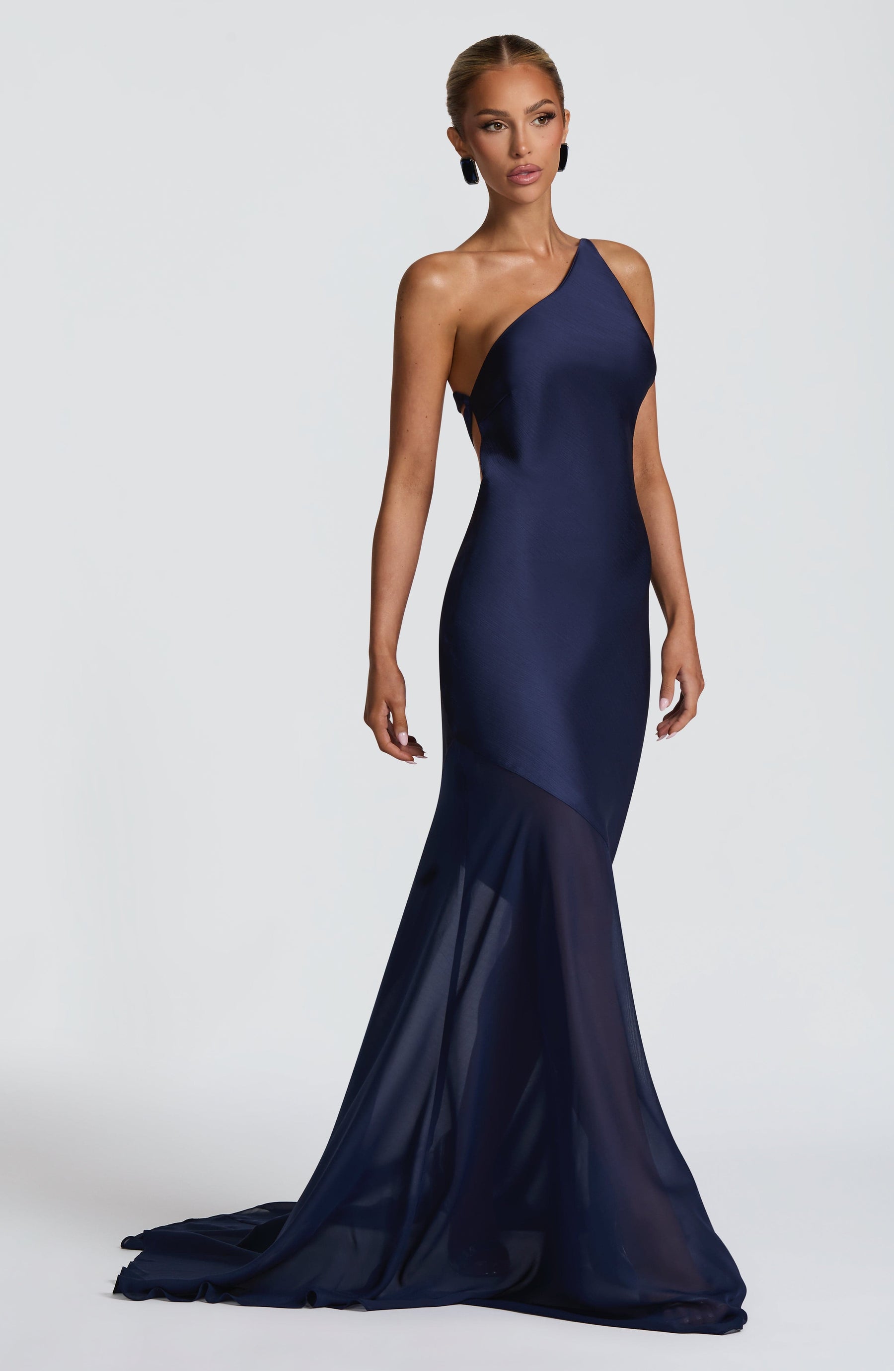 Fable Gown - Navy Ryvelle