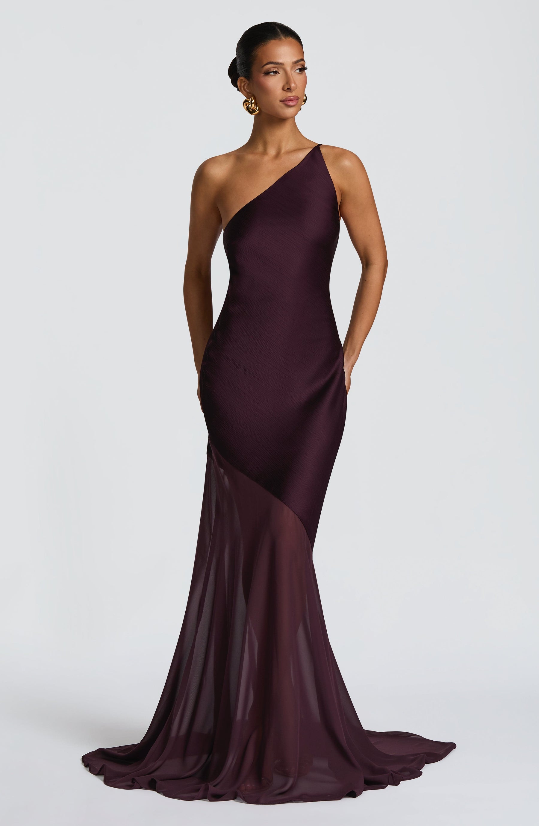 Fable Gown - Plum Ryvelle