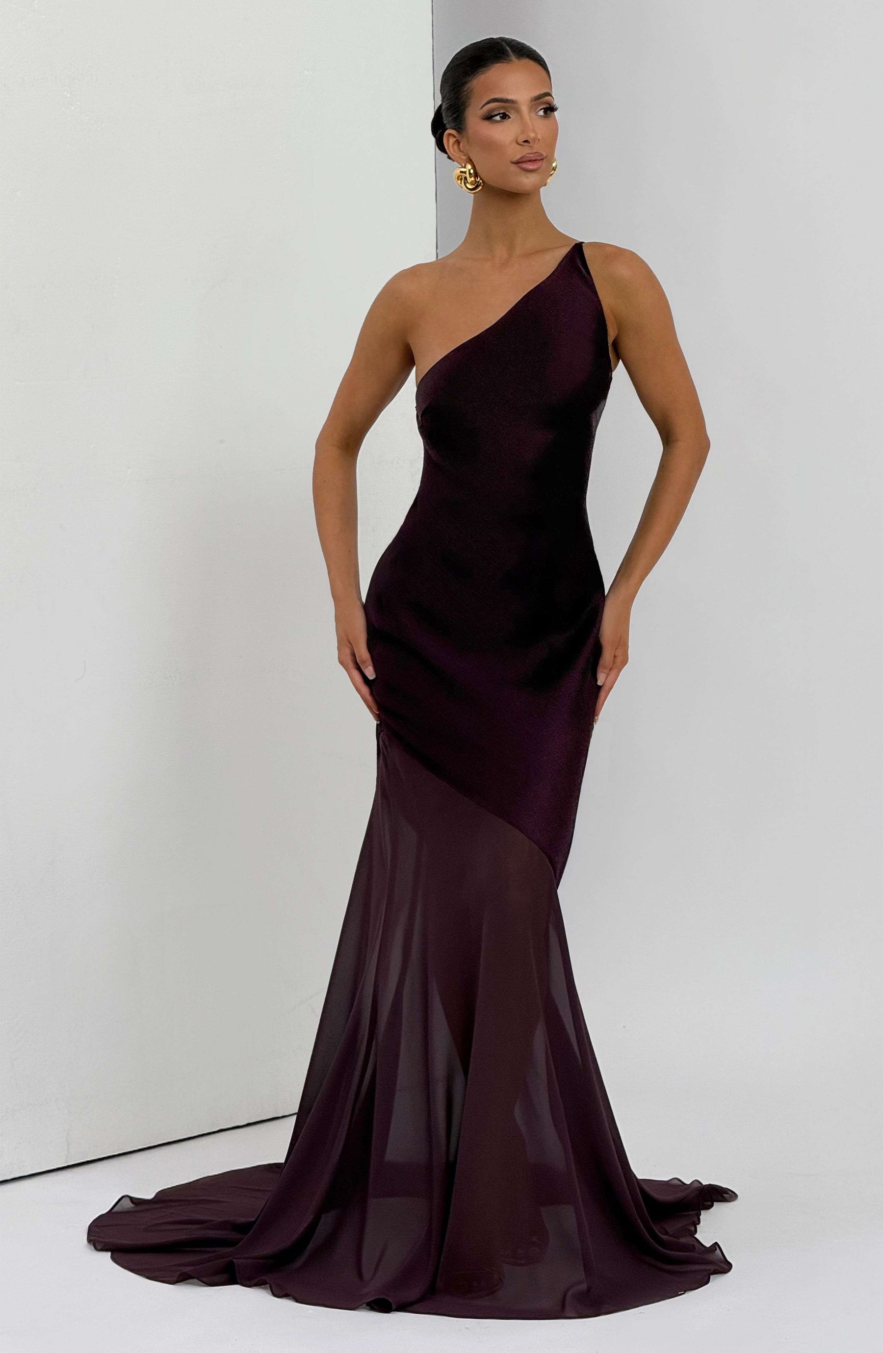 Fable Gown - Plum Ryvelle