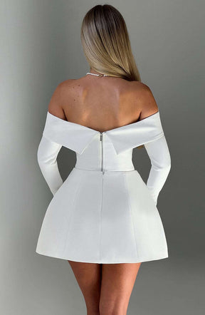 Geneva Top - Ivory Ryvelle