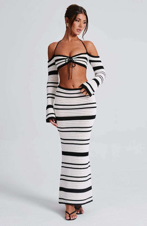Georgia Top - Black/White Ryvelle
