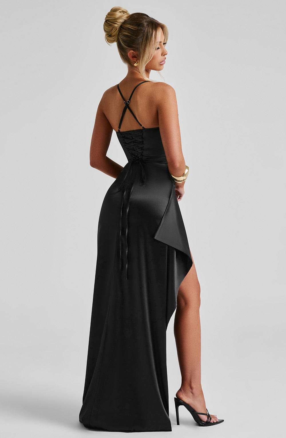 Helen Maxi Dress - Black Ryvelle