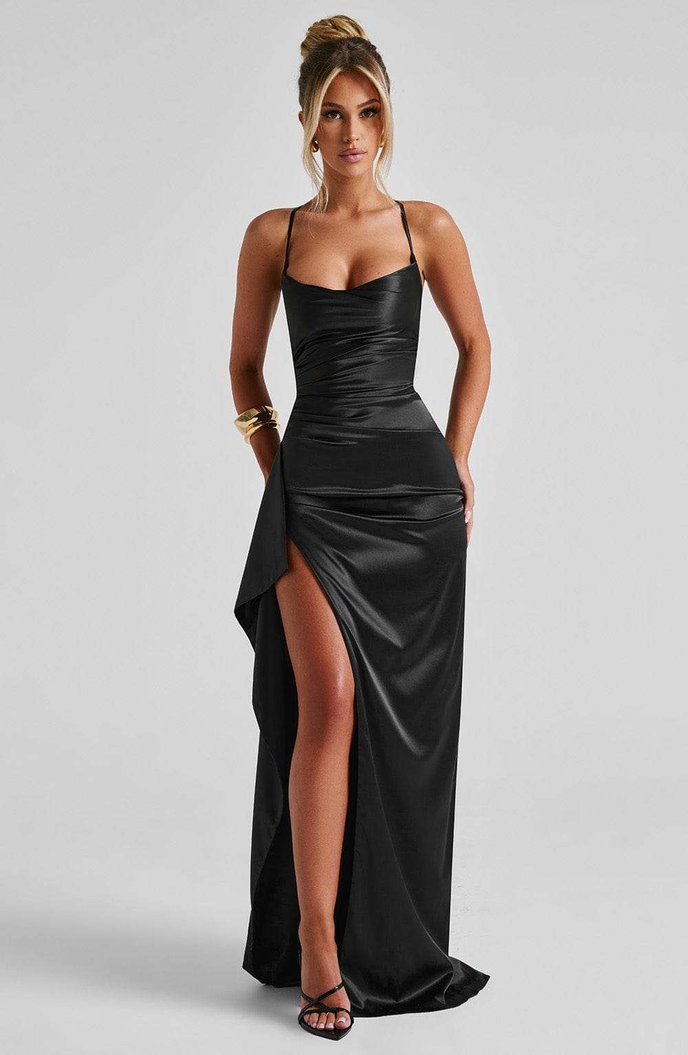 Helen Maxi Dress - Black Ryvelle