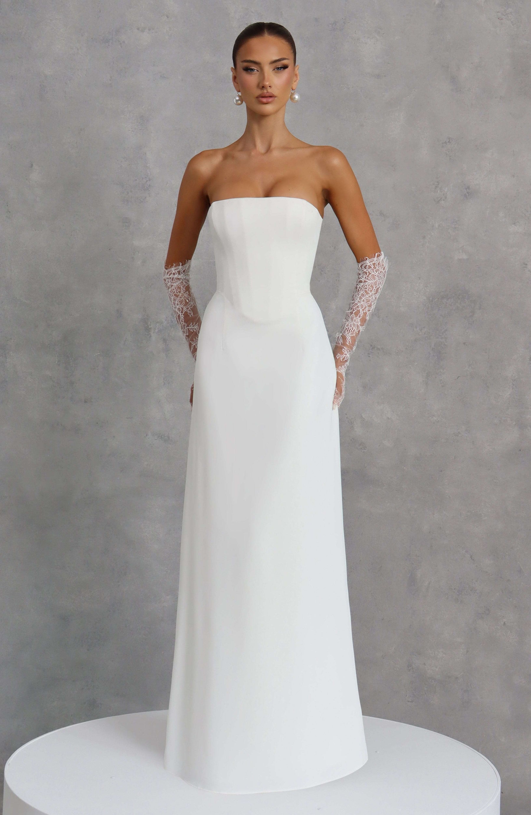 Irmina Maxi Dress - Ivory Ryvelle