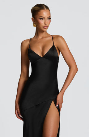 Isobel Maxi Dress - Black Ryvelle