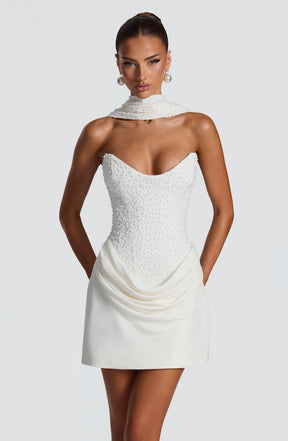 Iver Scarf - Ivory Ryvelle