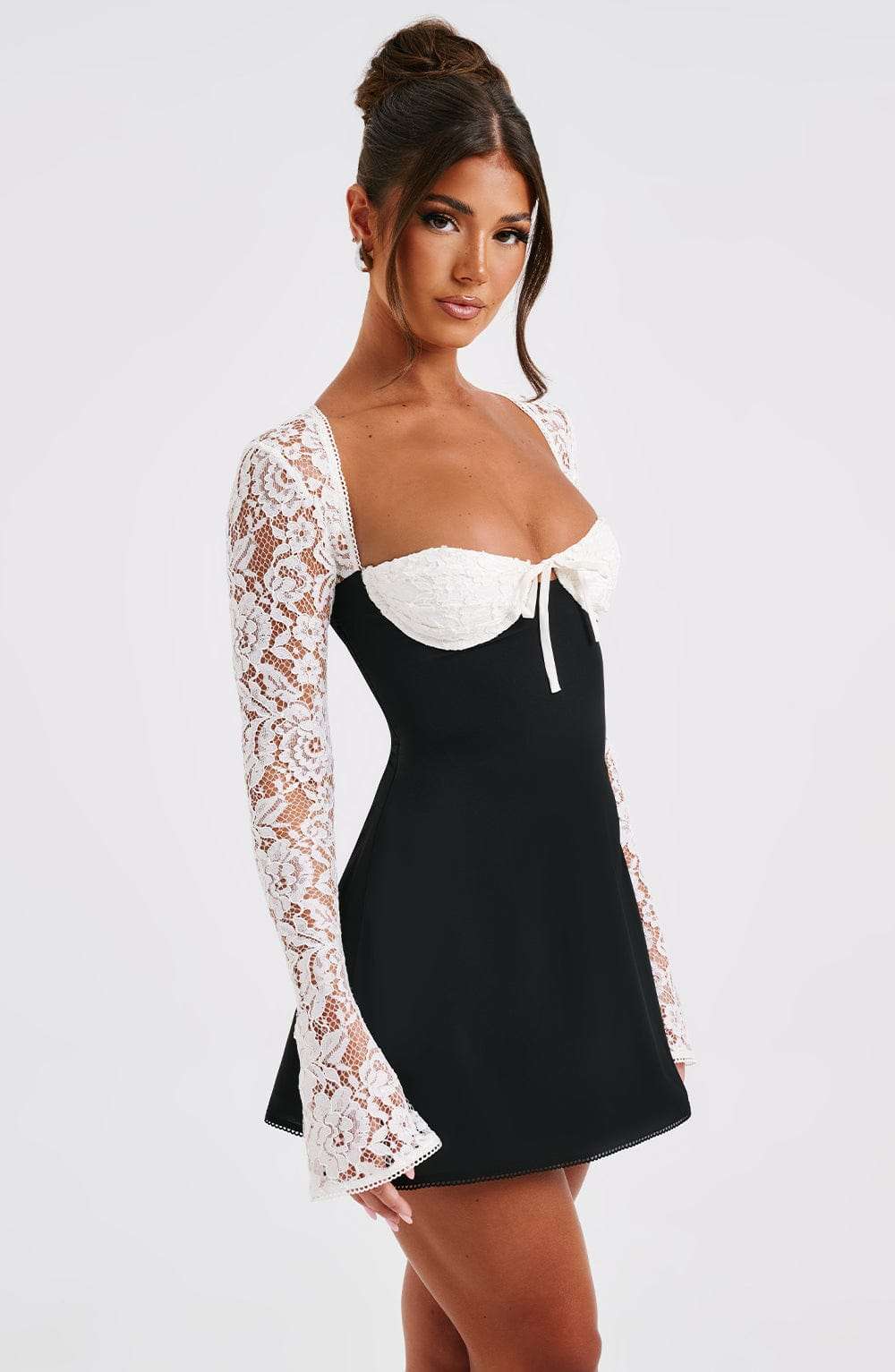 Jacinta Mini Dress - Black/White Ryvelle